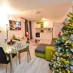Adam And Eve Luxury - Shabbat Friendly Bucharest