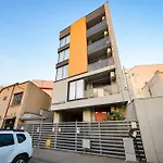 Adam And Eve Luxury - Shabbat Friendly