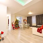 Adam And Eve Luxury - Shabbat Friendly Bucharest