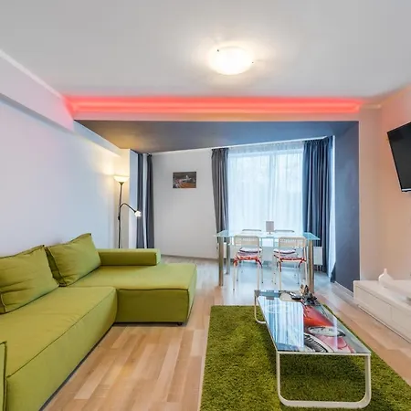 Adam And Eve Luxury - Shabbat Friendly