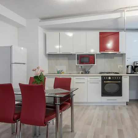 Apartment Adam And Eve Luxury - Shabbat Friendly Bukarest