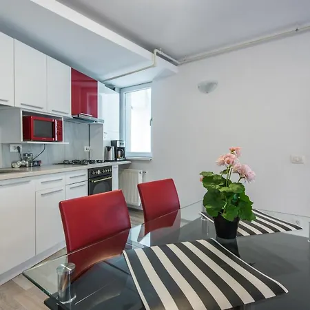 Adam And Eve Luxury - Shabbat Friendly * Bukarest