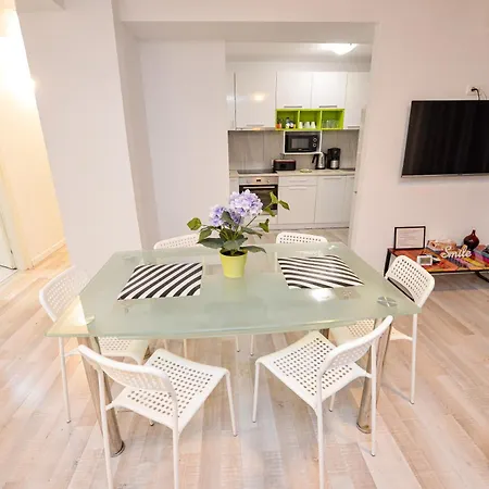 Adam And Eve Luxury - Shabbat Friendly *