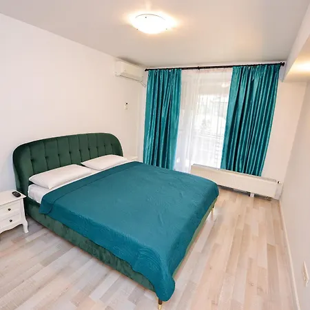 Adam And Eve Luxury - Shabbat Friendly