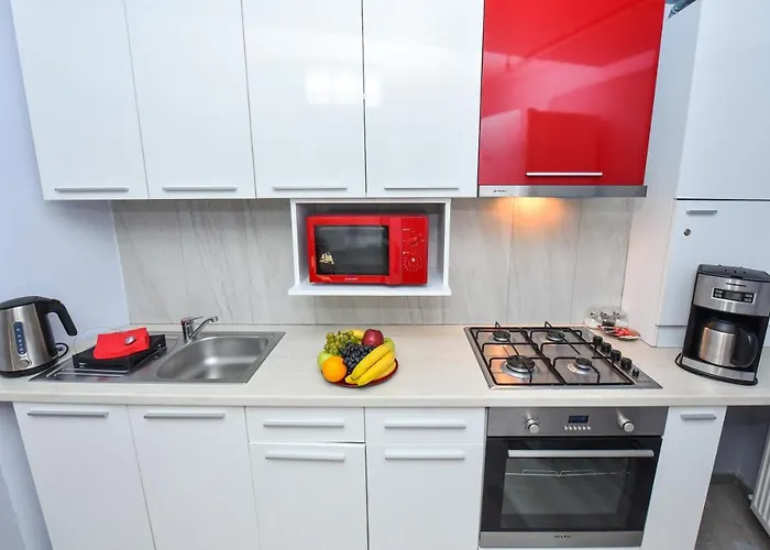 Adam And Eve Luxury - Shabbat Friendly *