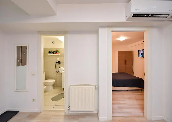 Adam And Eve Luxury - Shabbat Friendly Apartmán *