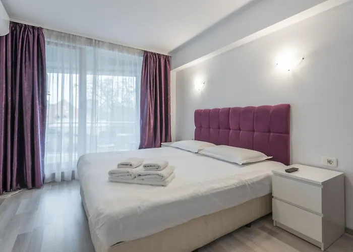 Adam And Eve Luxury - Shabbat Friendly